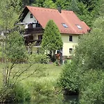 Апартаменты Haus Wiesenttal *
